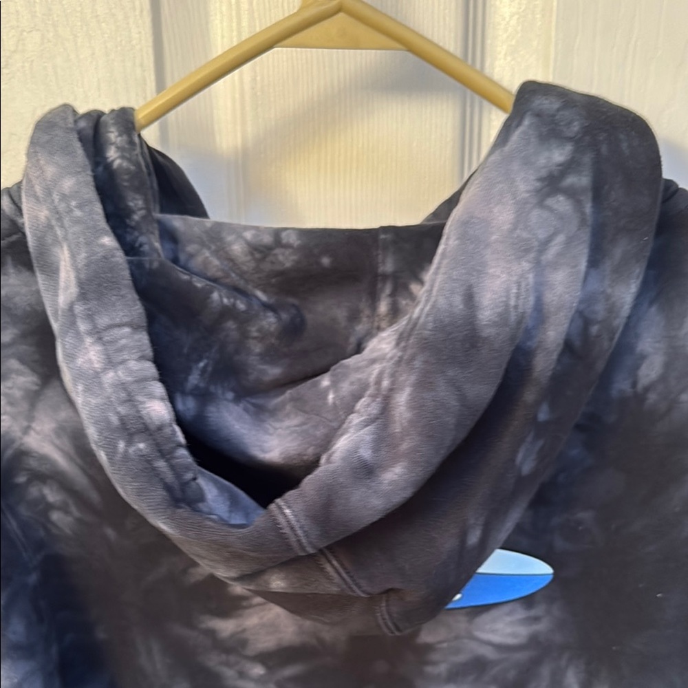 Black Tie-Dye Beachcomber Hoodie - Picture 9 of 14